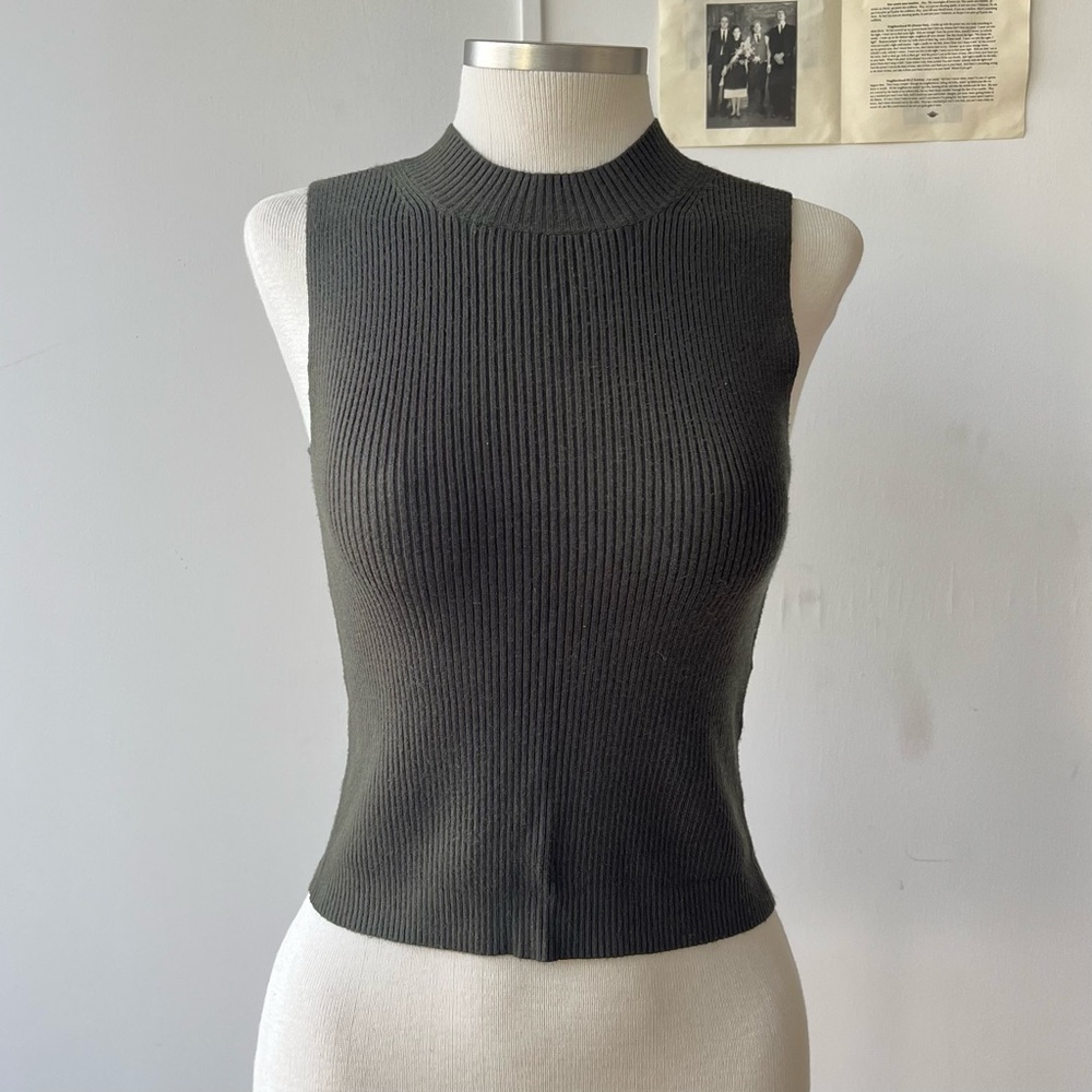 Brandy Melville dark green top